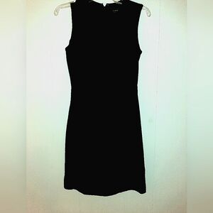 Elegant Black Sleeveless Dress